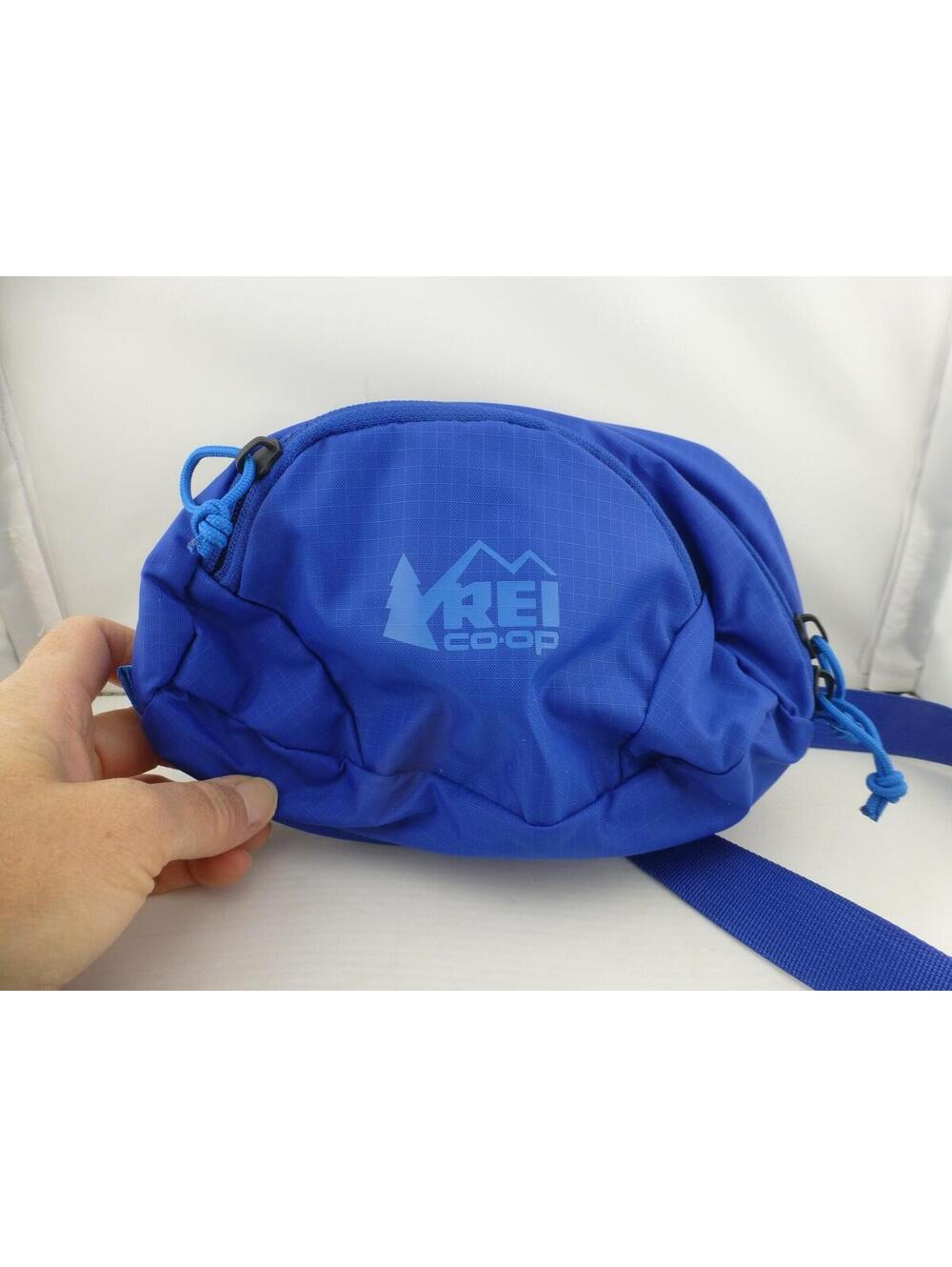 REI Co-op Blue Waist Pack Fanny Pack Hip Bag Padded Back Outdoor Travel  D2